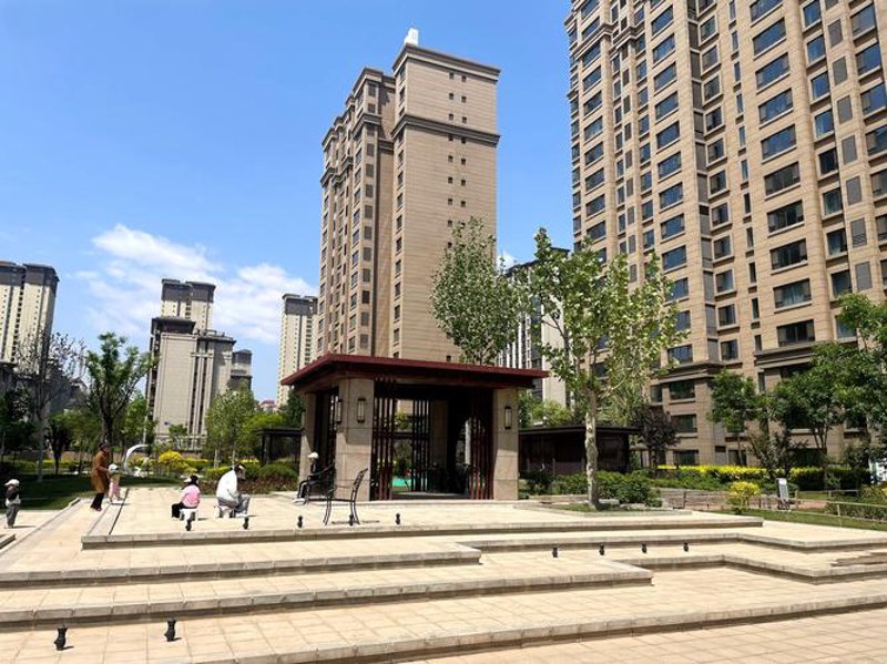 重庆物业行业动态:服务升级与挑战并存